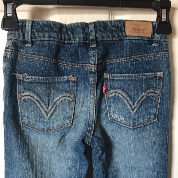 Levi Girls Jeans - Picture 3 of 7